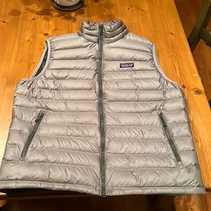 Men’s Patagonia vest